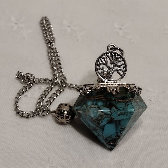 Turquoise Dowsing Divination Pendulum - Picture 3 of 3
